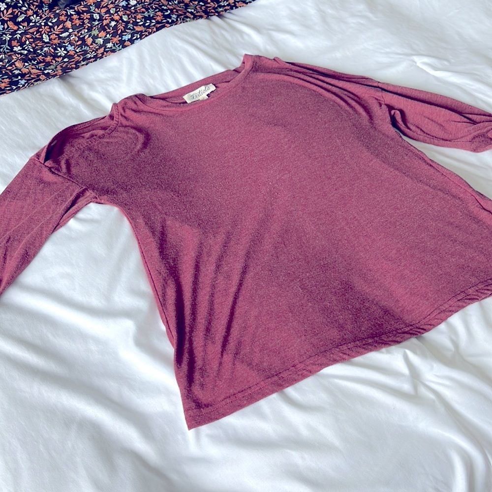 {Listicle} open shoulder mauve top